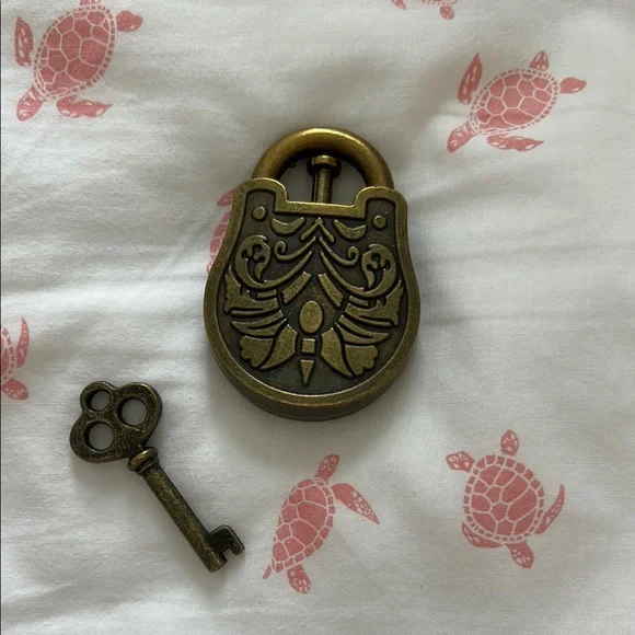 Grecian Trick Lock Metal Puzzle - Picture 6 of 9